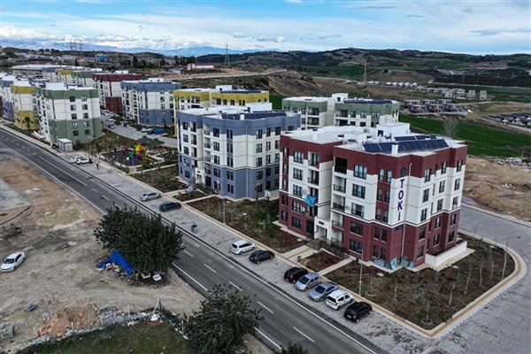 6 Şubat deprem felaketinin yaraları sarılıyor; yıkılan kentler üretimle, inşaatla ve ihracatla yeniden ayağa kalkıyor