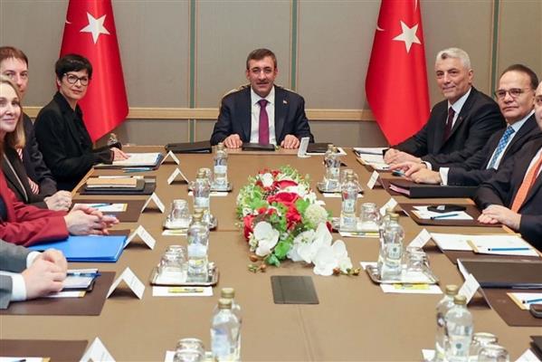 Külliye'de AB görüşmesi, gümrük birliği ve vize serbestisi konuşuldu