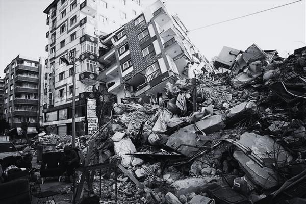 Spor dünyası 6 Şubat depremlerinde hayatını kaybedenleri andı