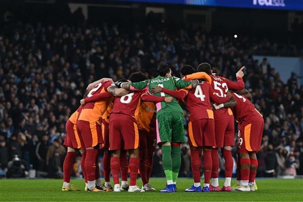 Galatasaray'ın UEFA Şampiyonlar Ligi kadrosu açıklandı; yeni transferler Lang, Asprilla ve Boey de listede yer aldı