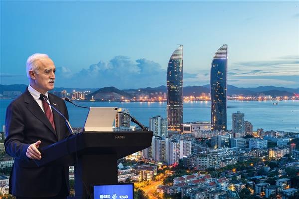 Türkiye Çin İş Konferansı'nda konuşan DEİK Başkanı Nail Olpak, iş birliğinde derinlik çağrısı yaptı