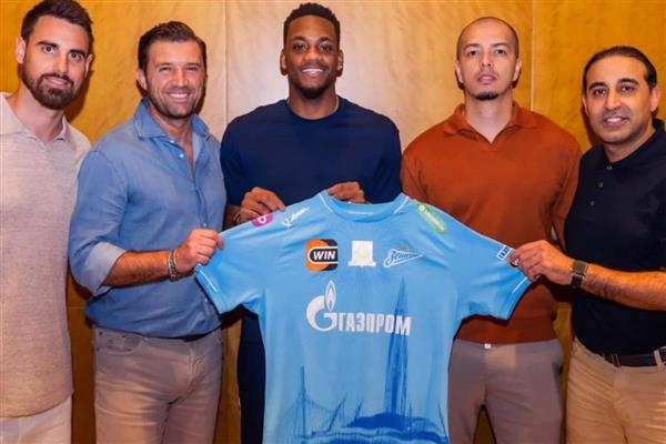 Zenit, Kolombiyalı futbolcu Jhon Duran'ı sezon sonuna kadar kiraladı