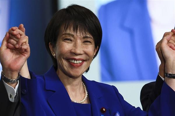 Japonya'nın ilk kadın başbakanı Takaiçi Sanae, ülkedeki en büyük seçim zaferini kazandı