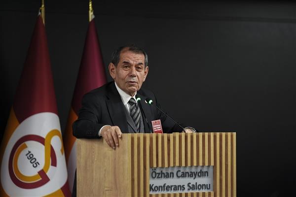 Galatasaray Başkanı Dursun Özbek, Juventus karşısında galibiyet alacaklarına inandıklarını açıkladı
