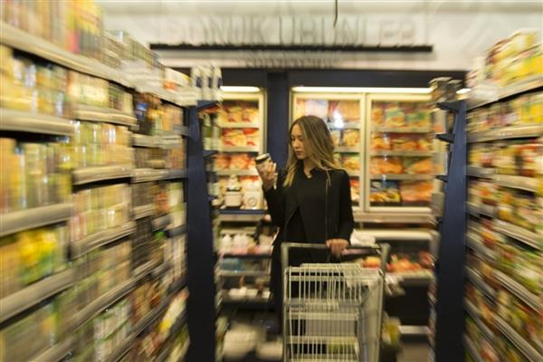 Ticaret ve perakende satış hacmi Aralık 2025'te aylık ve yıllık bazda artış gösterdi