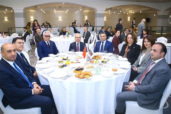 Azerbaycan-Türkiye İşadamları Birliği üyeleri Bakü'de bir araya geldi