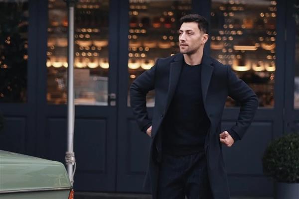 Piyasadan 15 milyon TL toplayıp Bali'ye kaçtığı iddia edilen genç oyuncu Ceyhun Mengiroğlu hakkında suç duyurusunda bulunuldu