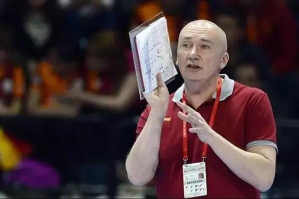 Galatasaray Kadın Voleybol Takımı'nda başantrenör Barbolini ile yollar ayrıldı