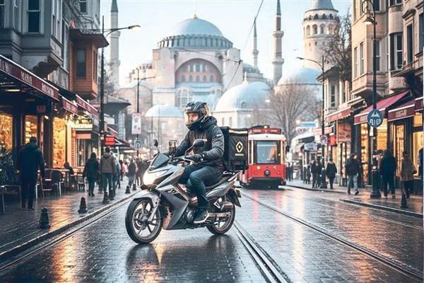 Ramazanda 1 milyonluk online yemek siparişi iftara dakikalar kala tek saate sıkışıyor, teslimatlar gecikiyor ve iptaller artıyor