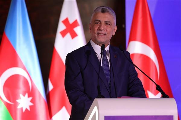 Ticaret Bakanı Ömer Bolat, kişi başına düşen milli gelirin bu yıl 18 bin dolara ulaşacağını söyledi