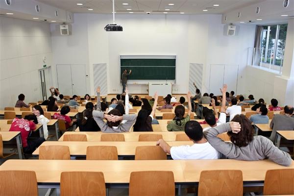 YÖK'ten yurt dışı denklik ve yatay geçişlerde yeni düzenleme