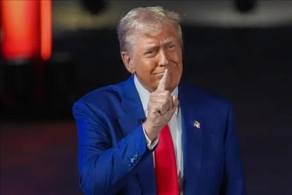 Trump'tan, İran'ın misilleme açıklamasına 'Daha önce görülmemiş bir güçle vururuz' yanıtı