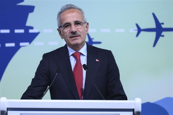 Bakan Uraloğlu, 9 ülkeye uçuşların iptal edildiğini açıkladı