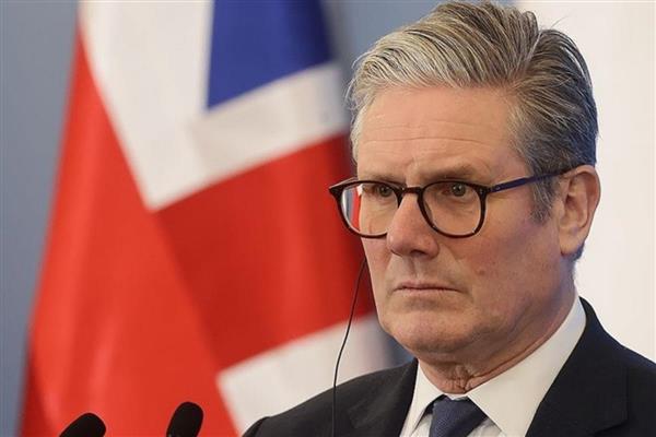 İngiltere, ABD'ye İran'ın füze depolarını vurmak için İngiliz üslerini kullanma izni verdiğini açıkladı