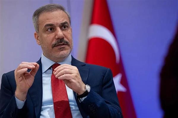 Dışişleri Bakanı Fidan, İran'ın ayrım yapmadan Körfez ülkelerini bombalamasını yanlış strateji olarak değerlendirdi