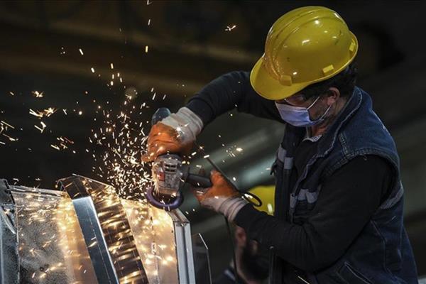 Sanayide çalışan kişi başına üretim endeksi 2025'in son çeyreğinde arttı