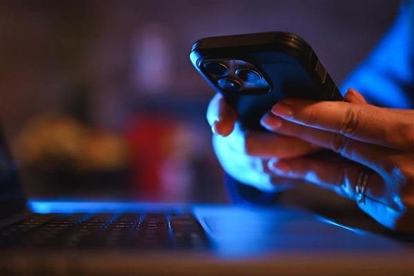 Avustralya porno izlemek için sitelere kimlik kontrolü getirdi