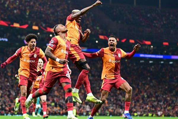 Galatasaray, Şampiyonlar Ligi çeyrek final yolundaki ilk maçta Liverpool'u mağlup etti