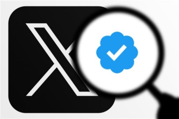 X, mavi onay işaretinde AB uyumlu düzeltmeler yapmayı kabul etti