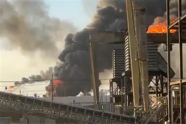 ABD'nin Teksas eyaletindeki petrol rafinerisinde patlama