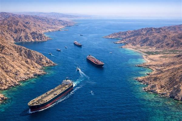 İran'dan 'Hürmüz Boğazı'nın durumu eskisine dönmeyecek' açıklaması