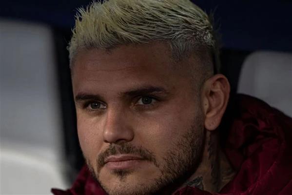 Galatasaray'ın Arjantinli yıldız futbolcusu Mauro Icardi saha dışı davranışlarıyla gündemde