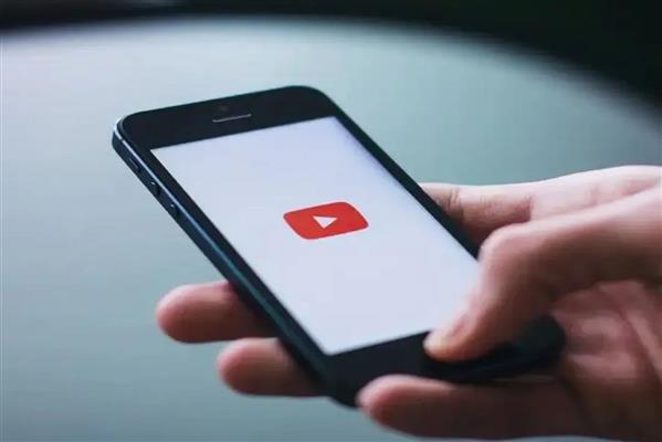 Sosyal medyaya 15 yaş yasağına Youtube'dan açıklama geldi
