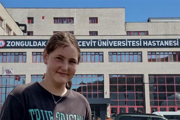 Zonguldak'ta menenjit şüphesiyle tedavi gören Çağla Savaş hayatını kaybetti