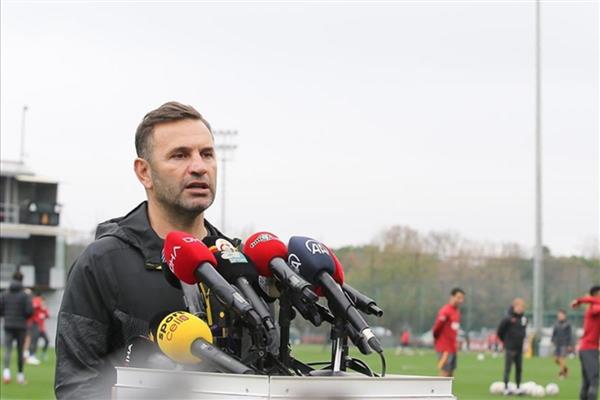 Galatasaray teknik direktörü Okan Buruk, Victor Osimhen'in son durumunu açıkladı