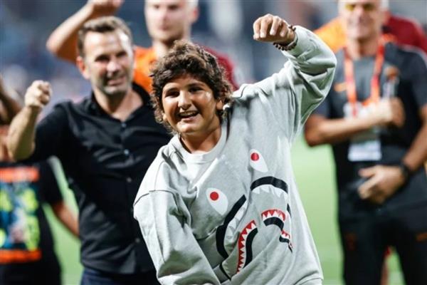 Galatasaray Teknik Direktörü Okan Buruk'un oğlu Ali Yiğit Buruk'a PFDK'dan ceza