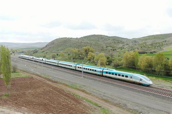 Ankara-Sivas YHT üç yılda 2 milyonun üzerinde yolcu taşıdı