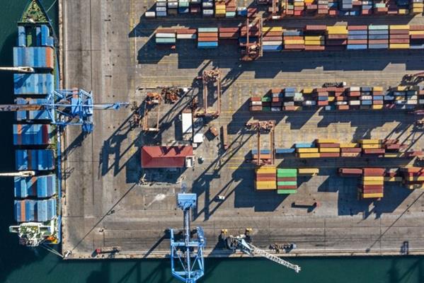 Yeni vergi düzenlemesinde 'Transit ticaret merkezi' hedefi