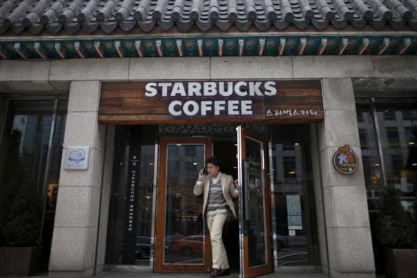 Kore'deki Starbucks'ta 'tank günü kampanyası' depremi