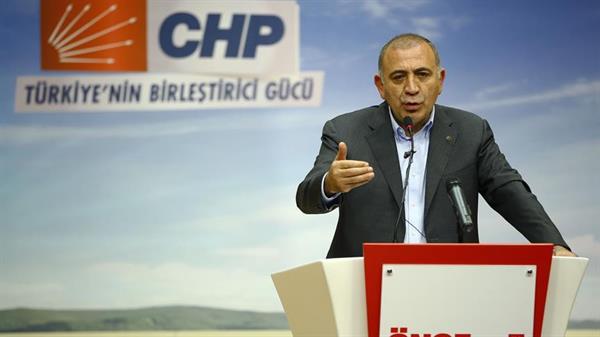 CHP'de mutlak butlan kararıyla Gürsel Tekin'in kayyumluğu da sona erdi