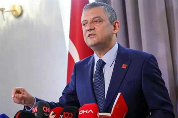 CHP'de grup başkanlığı görevine yeniden Özgür Özel getirildi