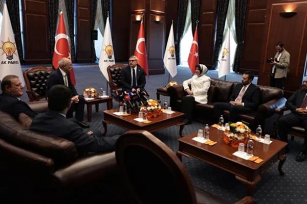 AK Parti, CHP ve MHP ile bayramlaştı