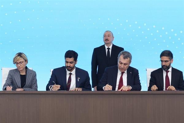 Bakü'de BOTAŞ ile SOCAR arasında 33 milyar metreküplük doğalgaz anlaşması imzalandı