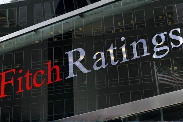 Fitch, Türkiye için büyüme tahminini düşürdü