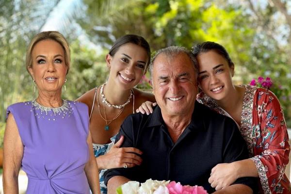 Buse Terim'den aile hayatı ve çocukluk yıllarına dair dikkat çeken açıklamalar