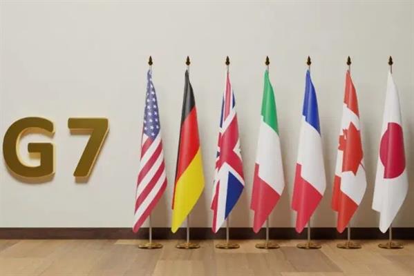 ABD Başkanı Donald Trump ve dünya liderlerine G7'de OpenAI, Anthropic ve Google eşlik etti