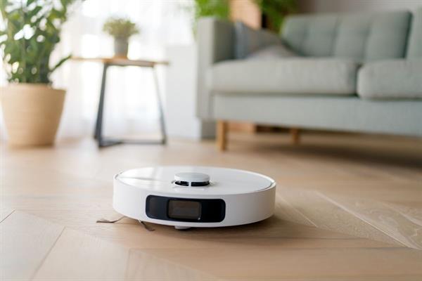Hakaret ve tehdide 'robot süpürgeli' uzlaşma