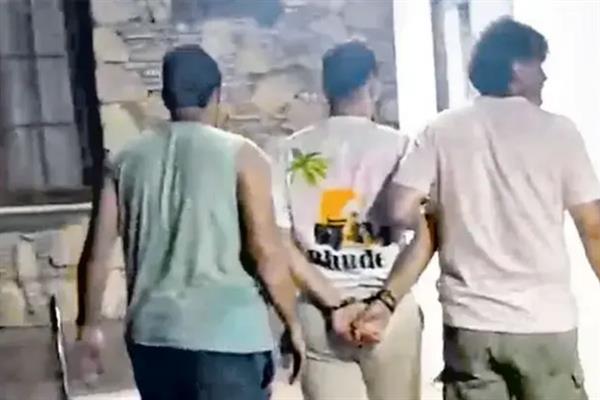 42 milyon liralık vurgun yapan sahte savcı çetesi, tatilci gibi davranan polislerin operasyonuyla yakalandı