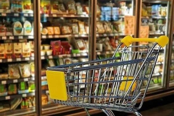 Ticaret satış hacmi mayısta yıllık bazda azalırken perakende satış hacmi arttı