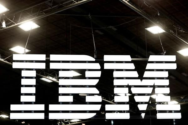 IBM hisselerinde tarihi kayıp yaşandı