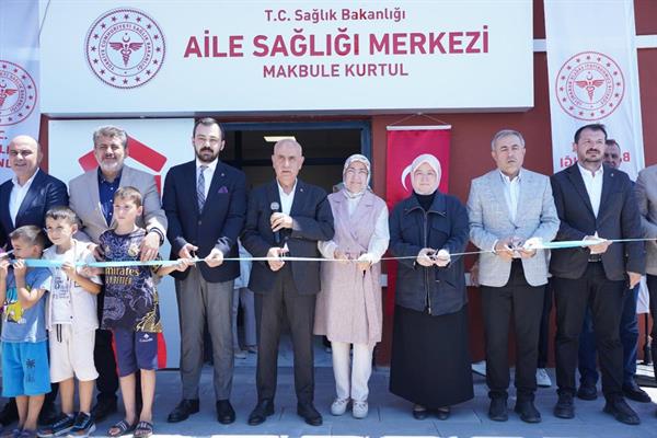 6 Şubat depremlerinde fabrikaları büyük zarar gören tekstilci iş insanı Abdülkadir Kurtul, sağlık merkezi yaptırıp devlete bağışladı