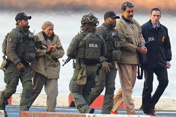 Venezuela Devlet Başkanı Maduro ve eşi, gelecek yıl hâkim karşısına çıkacak