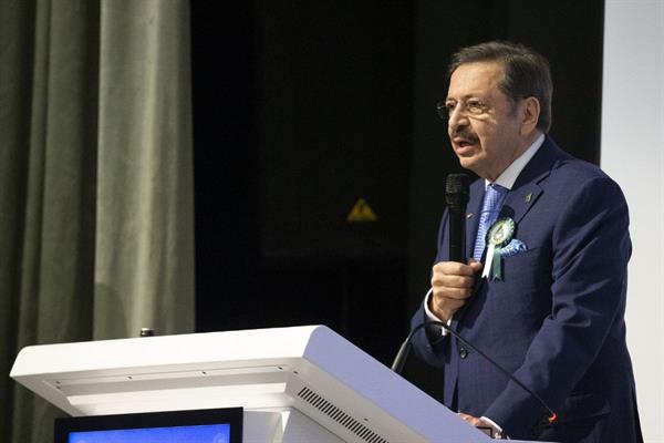 TOBB Başkanı Hisarcıklıoğlu, finansmana ulaşmaktaki zorlukların çözümünü beklediklerini söyledi