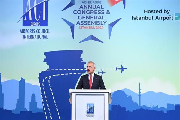 Ulaştırma ve Altyapı Bakanı Abdulkadir Uraloğlu duyurdu, İstanbul Havalimanı tüm zamanların rekorunu kırdı