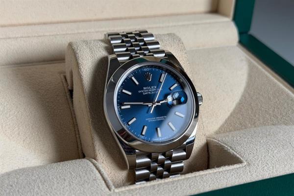 Viyana'da çalınan 450 bin liralık Rolex İstanbul'daki yetkili serviste çıktı