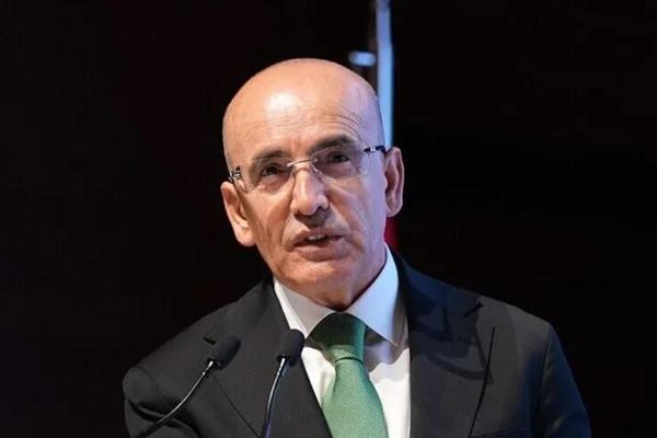 Hazine ve Maliye Bakanı Mehmet Şimşek'ten vergi ve prim borcu bulunan esnafa yönelik kredi düzenlemesiyle ilgili değerlendirme